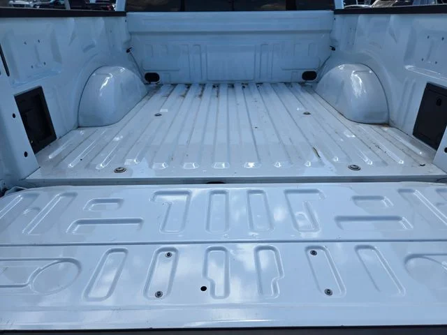 Used 2024 White Ford XLT image 17