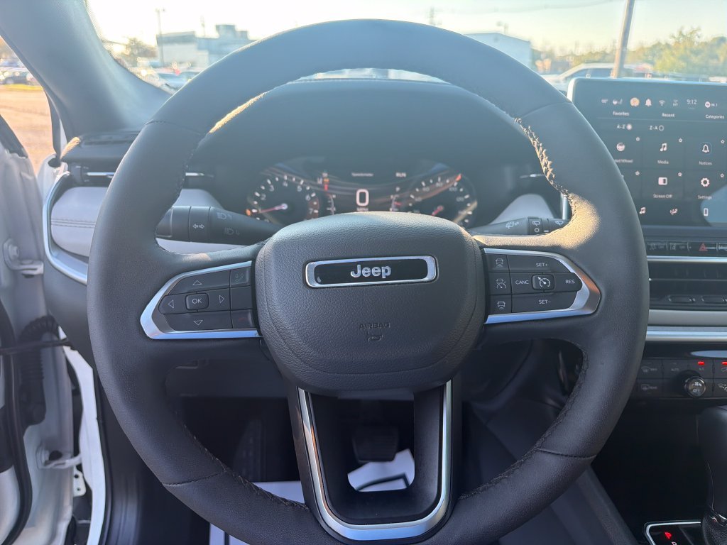 Used 2025 White Jeep Limited image 17