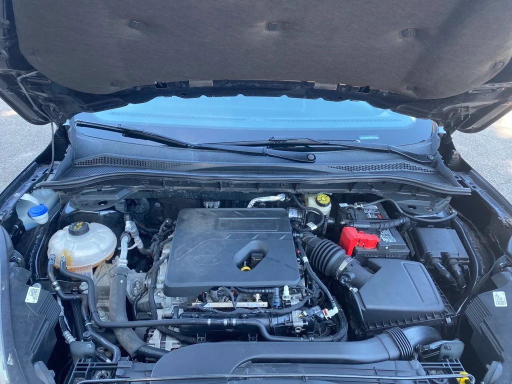 Used 2020  Ford SE image 35