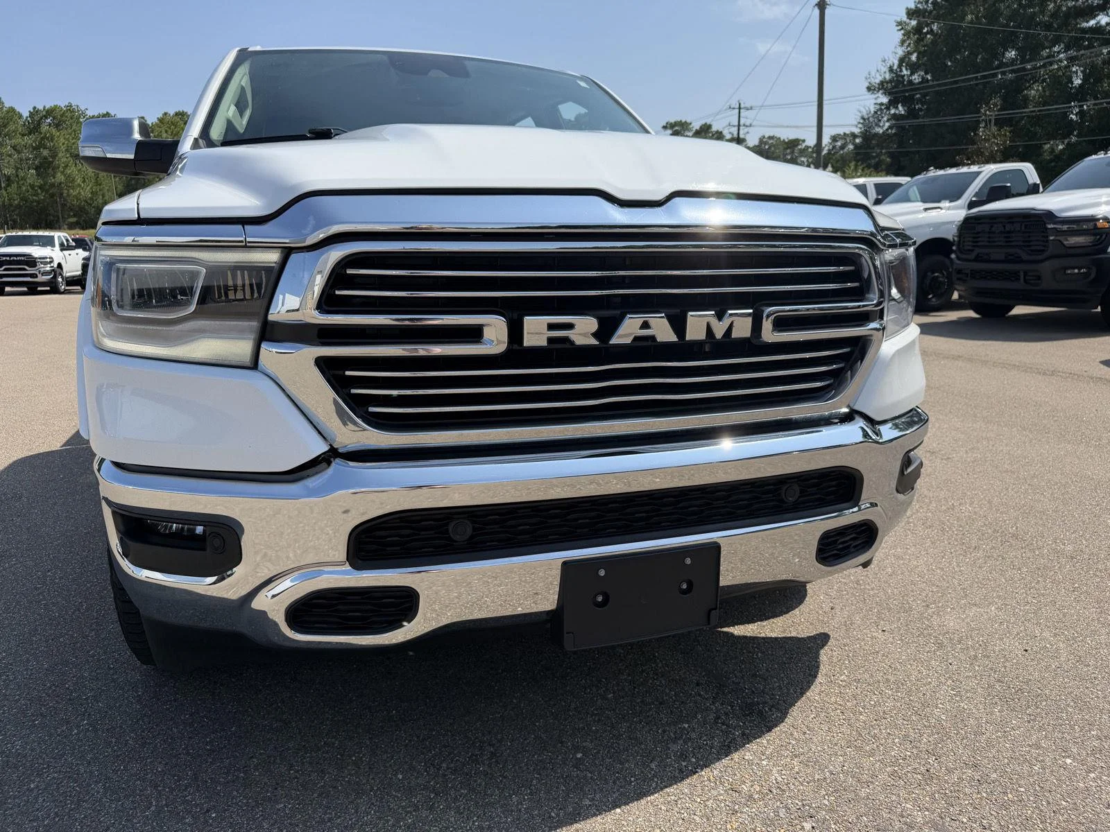 Used 2022 Bright White Clearcoat Ram Laramie image 23
