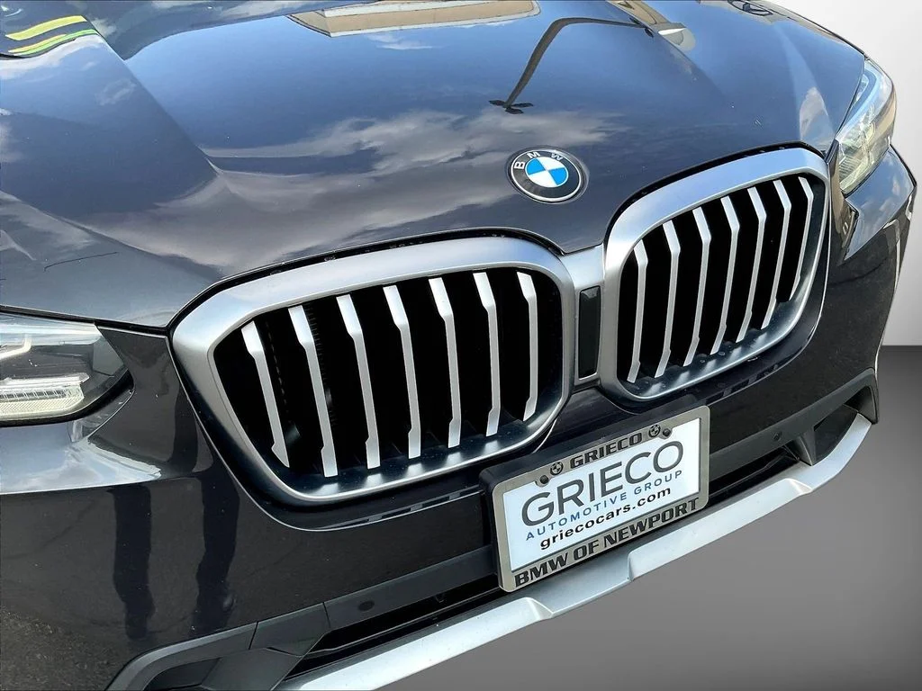 Used 2022 Dark Graphite BMW xDrive30i image 35