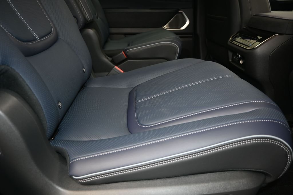 2026 INFINITI QX80 Sport - Photo 23
