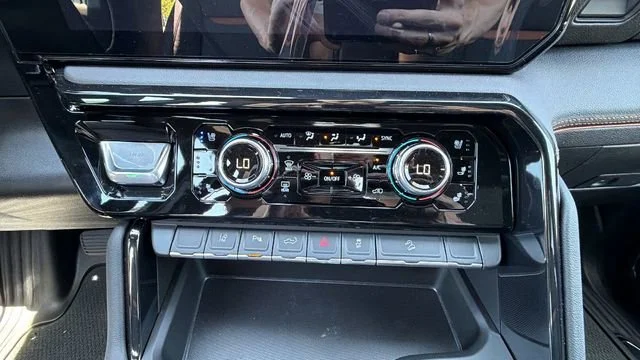 New 2026 Sterling Metallic GMC AT4 image 24