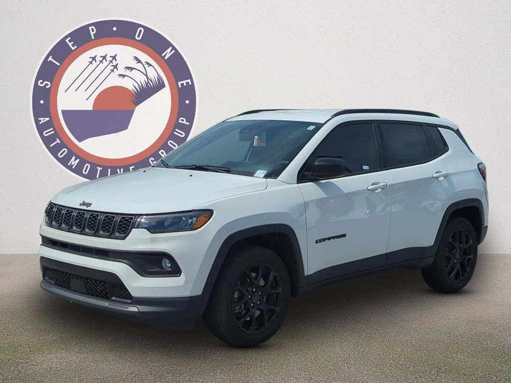 New 2026 Bright White Clear-Coat Exterior Paint Jeep Latitude image 2