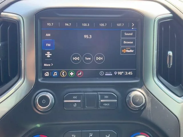 Used 2020 BLACK Chevrolet LT image 20