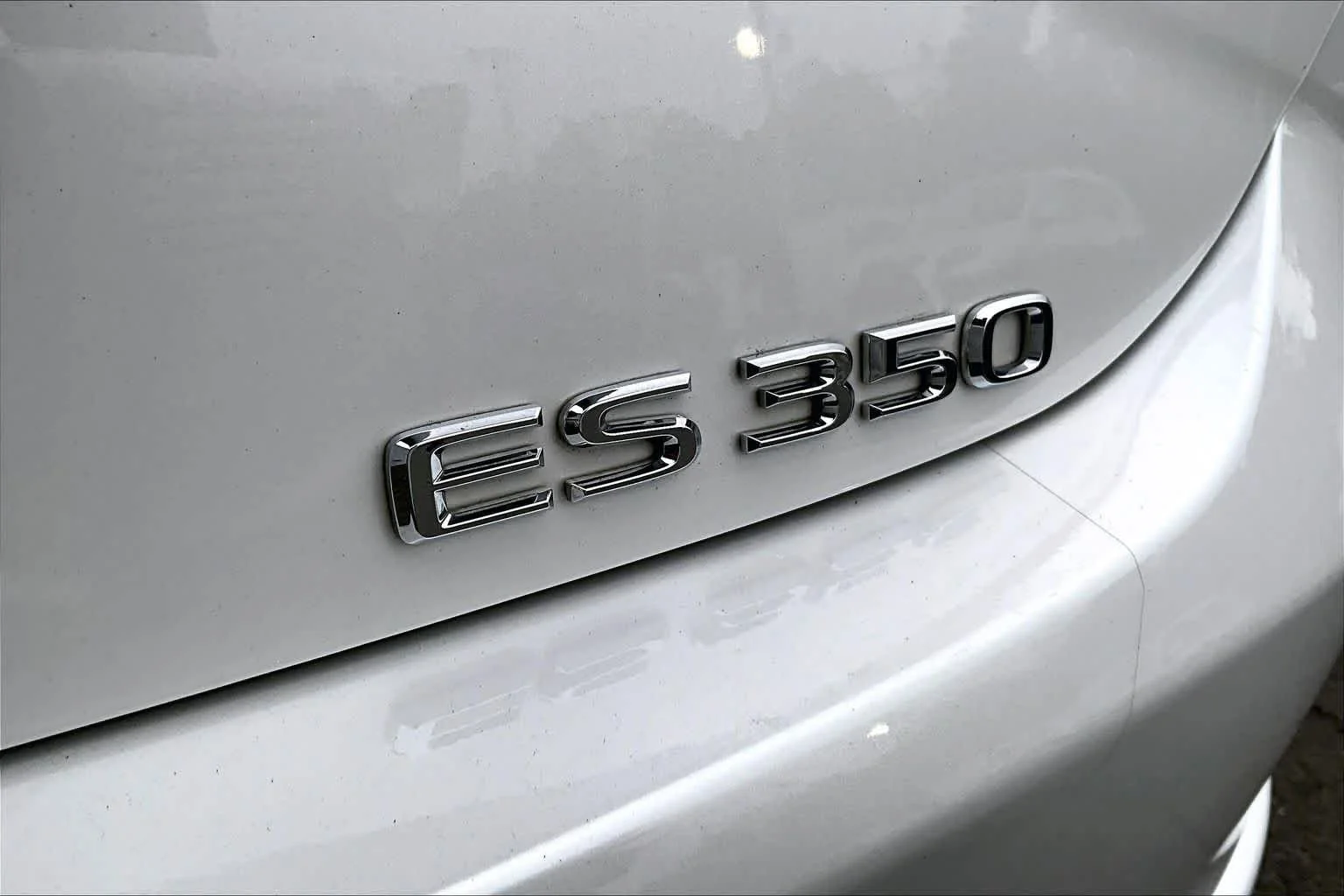 Certified Used 2022 EMINENT WHITE PEARL Lexus  image 24