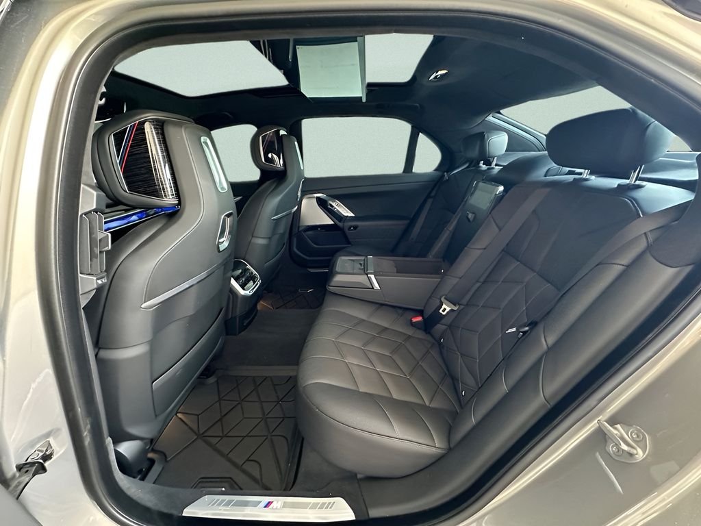 Certified Used 2023 Oxide Grey Met BMW 740i image 23
