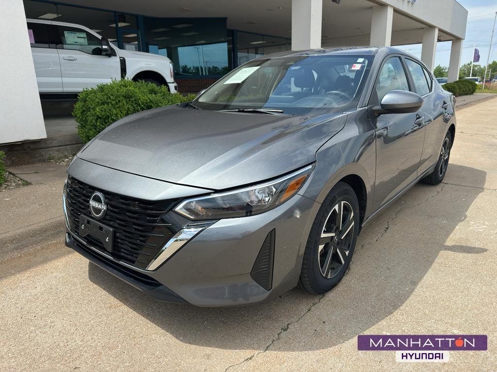 2025 Nissan Sentra SV CVT's photo