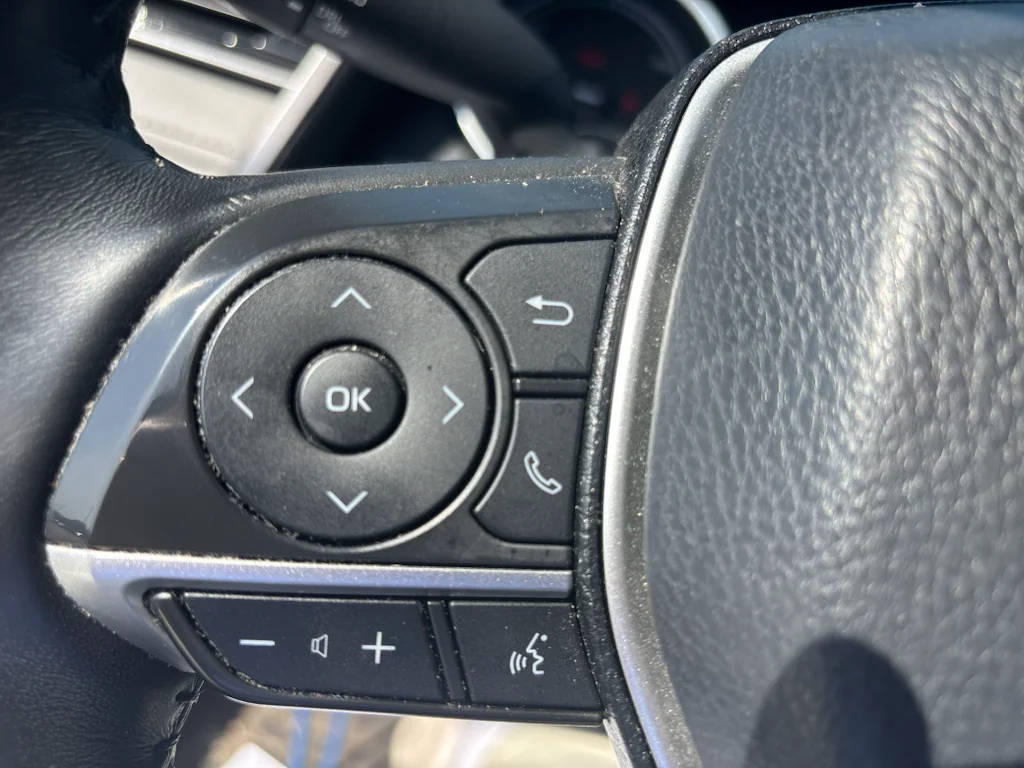 Certified Used 2021 Silver Toyota XLE image 10