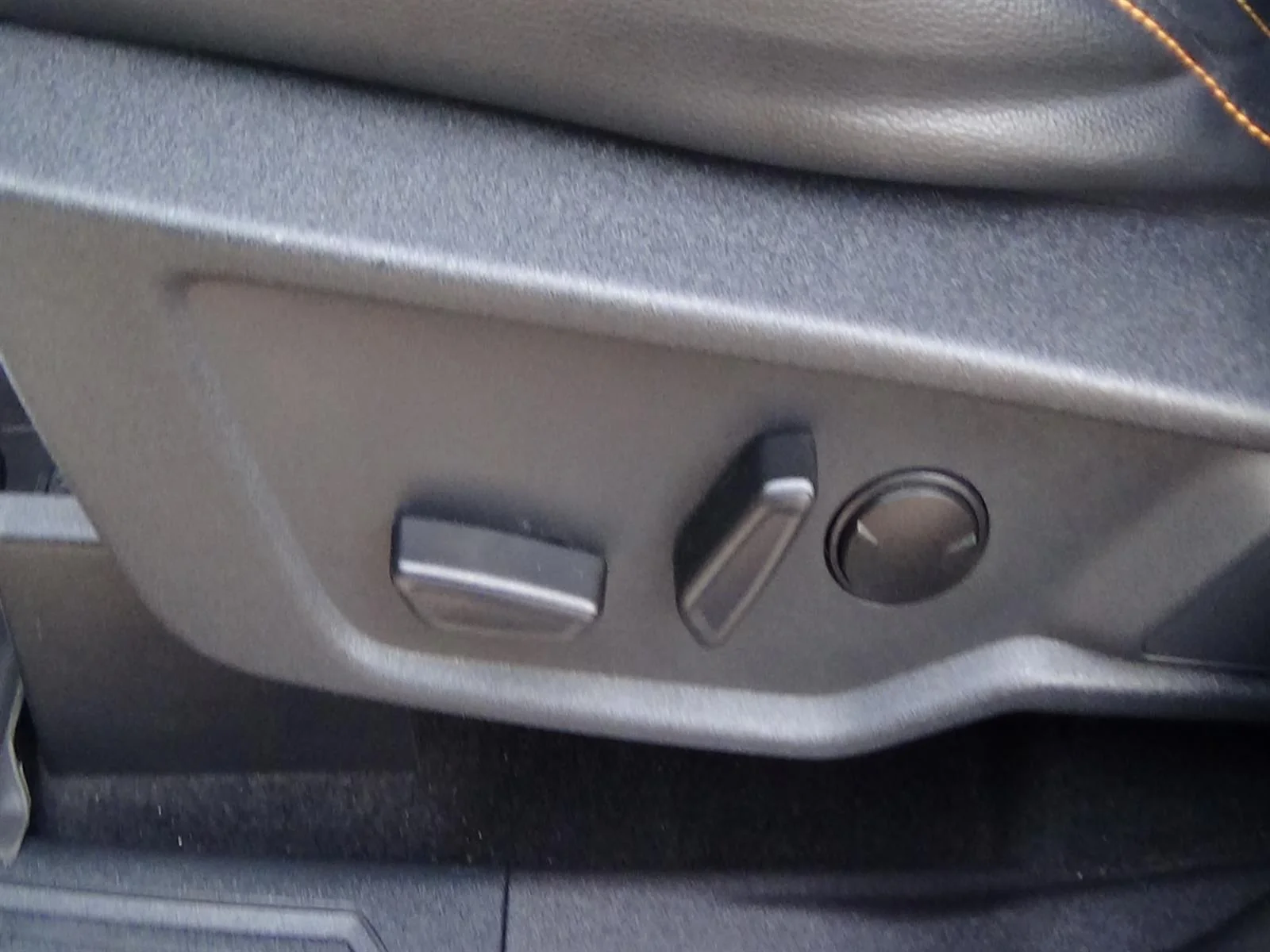 Used 2023 Carbonized Gray (m7) Ford Badlands Advanced image 17