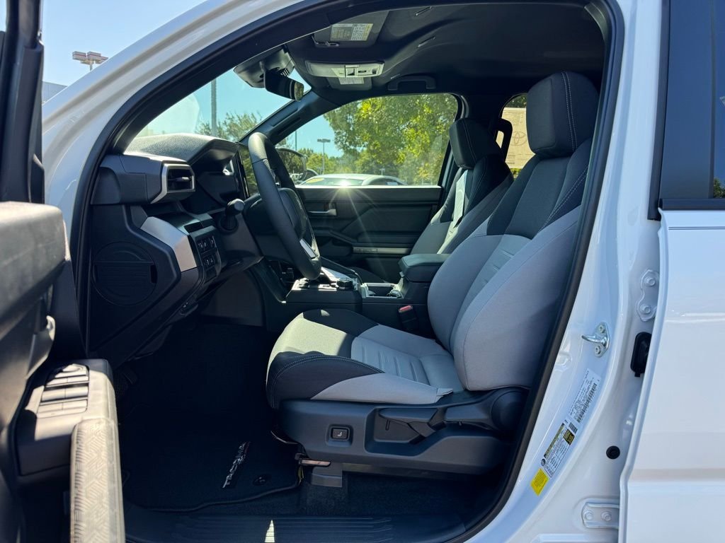 2025 Toyota Tacoma TRD Off Road - Photo 14