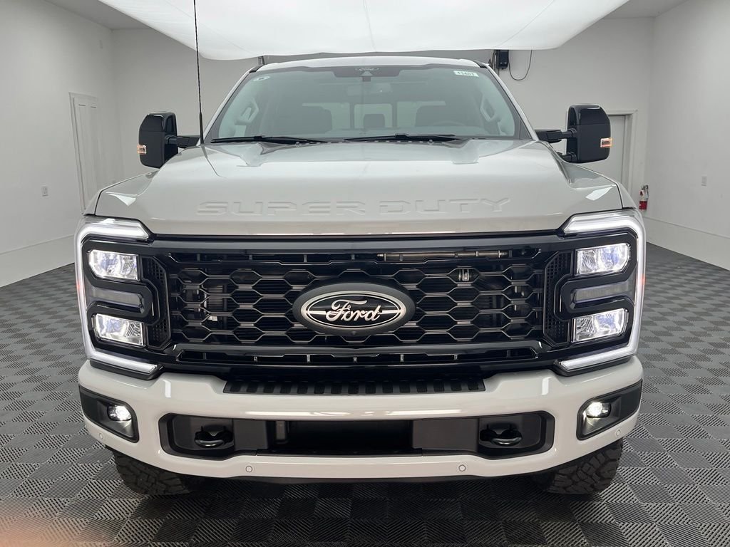 New 2026 White Ford Lariat image 16