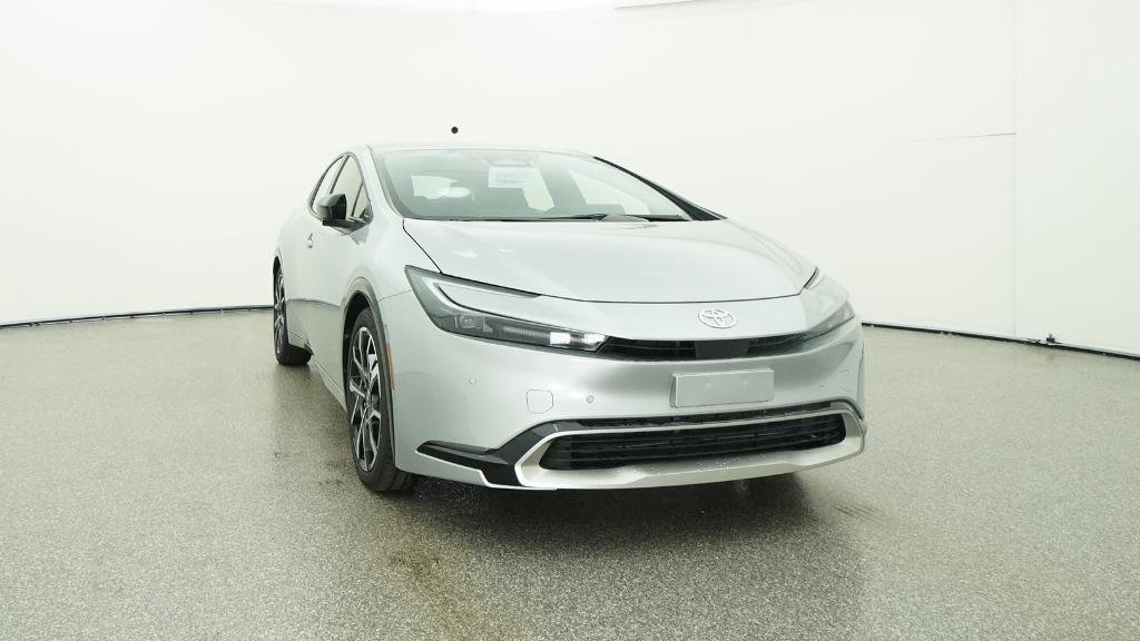 2026 Toyota Prius Plug-in Hybrid XSE - Photo 16