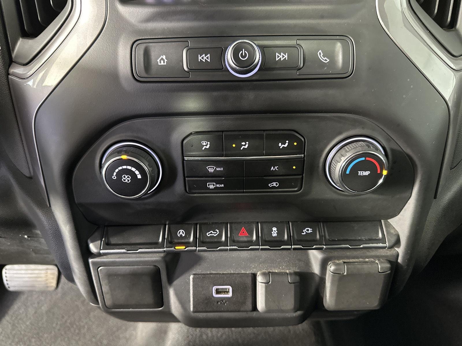 Used 2020 Black Chevrolet Custom image 18