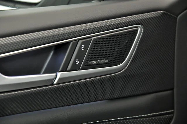 2026 Volkswagen Atlas Cross Sport SEL Premium R-LINE - Photo 13