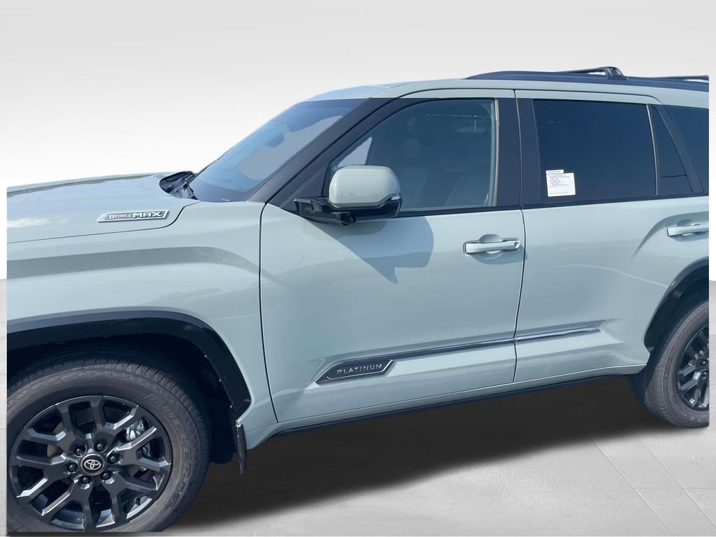 New 2026  Toyota Platinum image 3