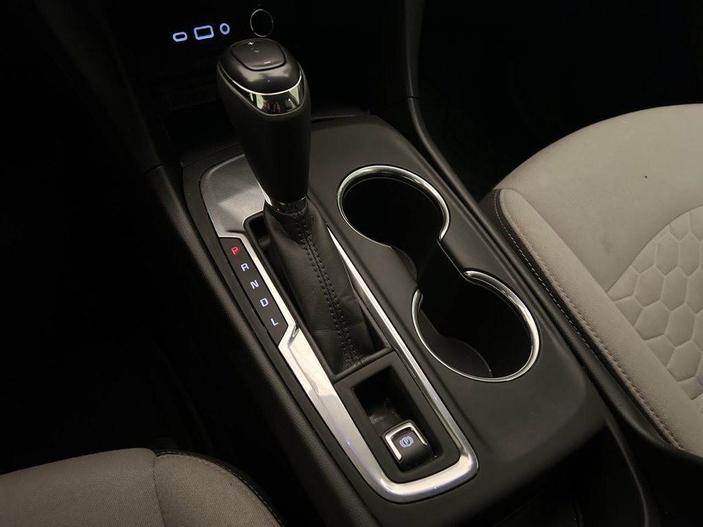 2020 Chevrolet Equinox LS - Photo 19