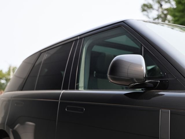 New 2026 Santorini Black LAND ROVER SE image 13
