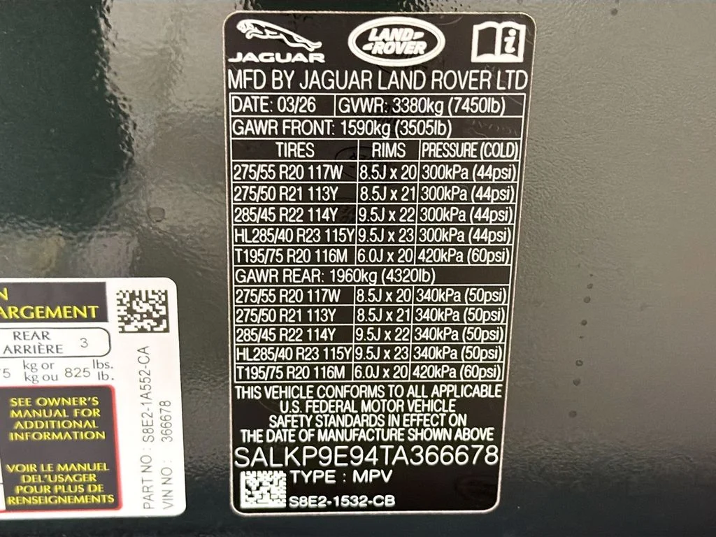 Used 2026 Green Land Rover SE image 34