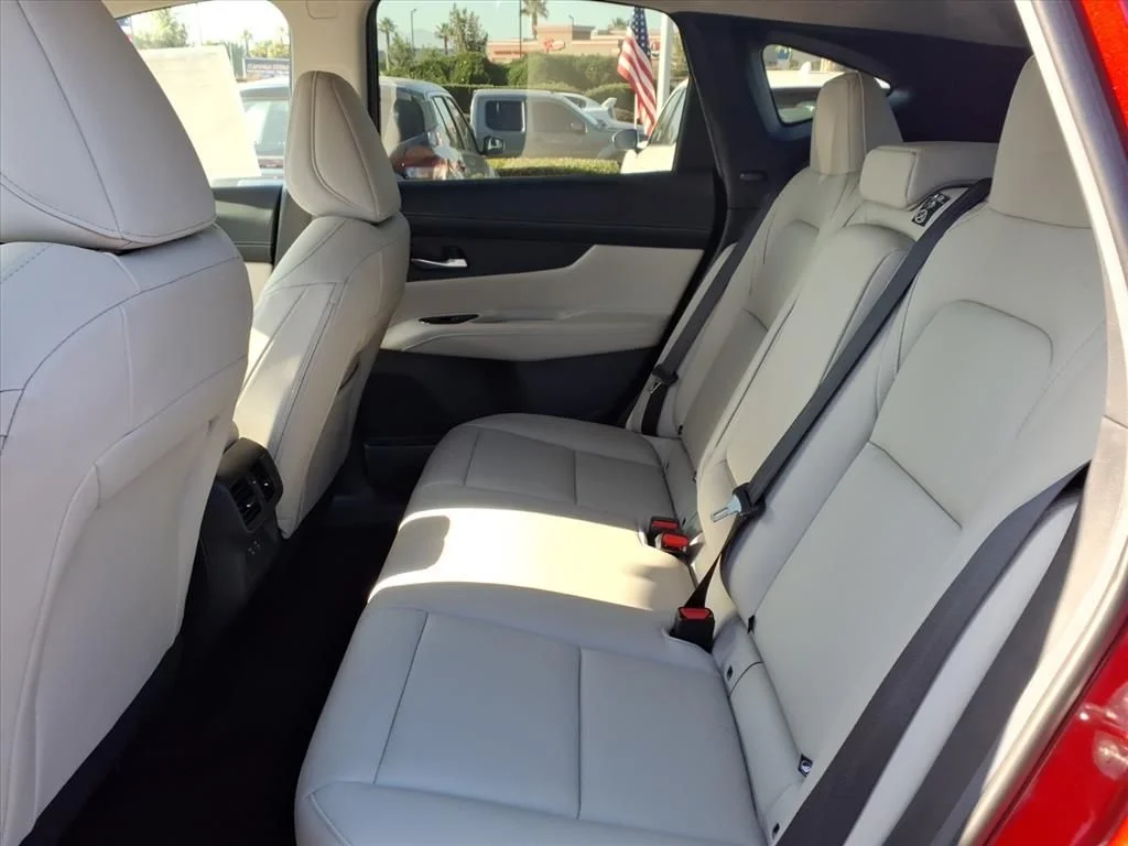 2025 Nissan Murano SL - Photo 10