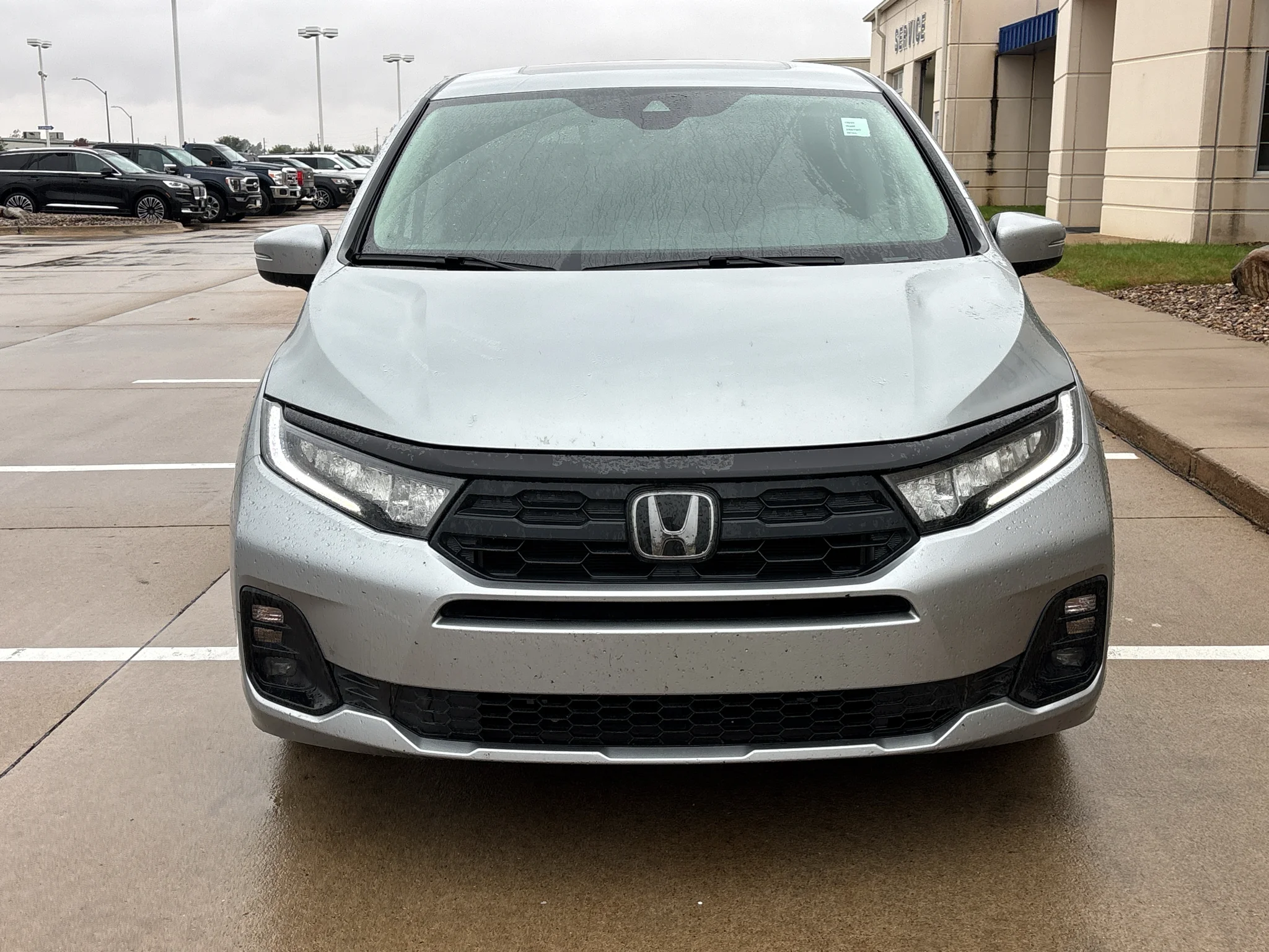 Used 2025 Silver Honda EX-L image 11