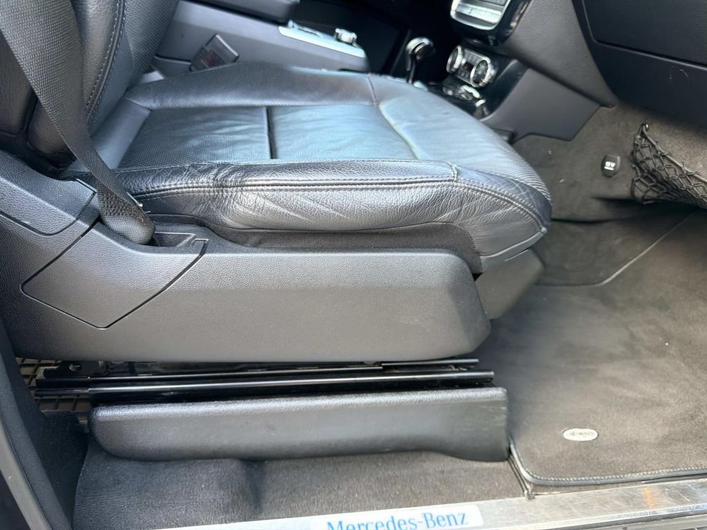 Used 2017 Gray Mercedes-Benz G 550 image 12