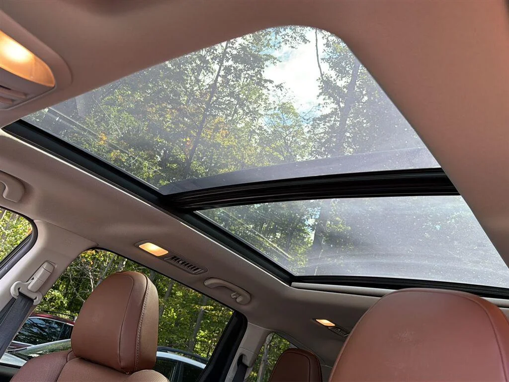 Used 2024 Crystal White Pearl Subaru Touring image 3