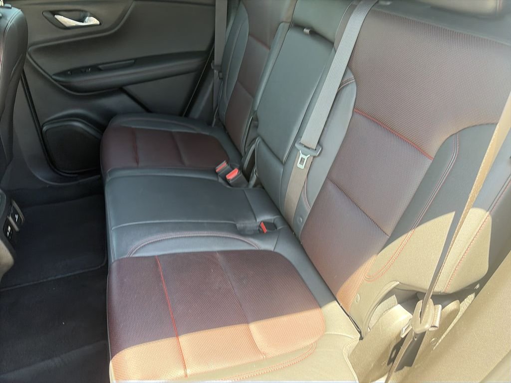 Used 2023 Gray Chevrolet RS image 31