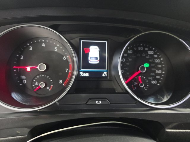 Used 2018 Pure White Volkswagen SEL image 5