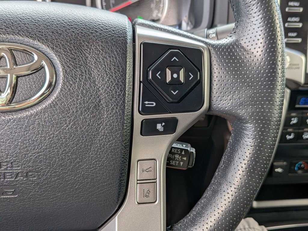 Used 2023  Toyota Limited image 22