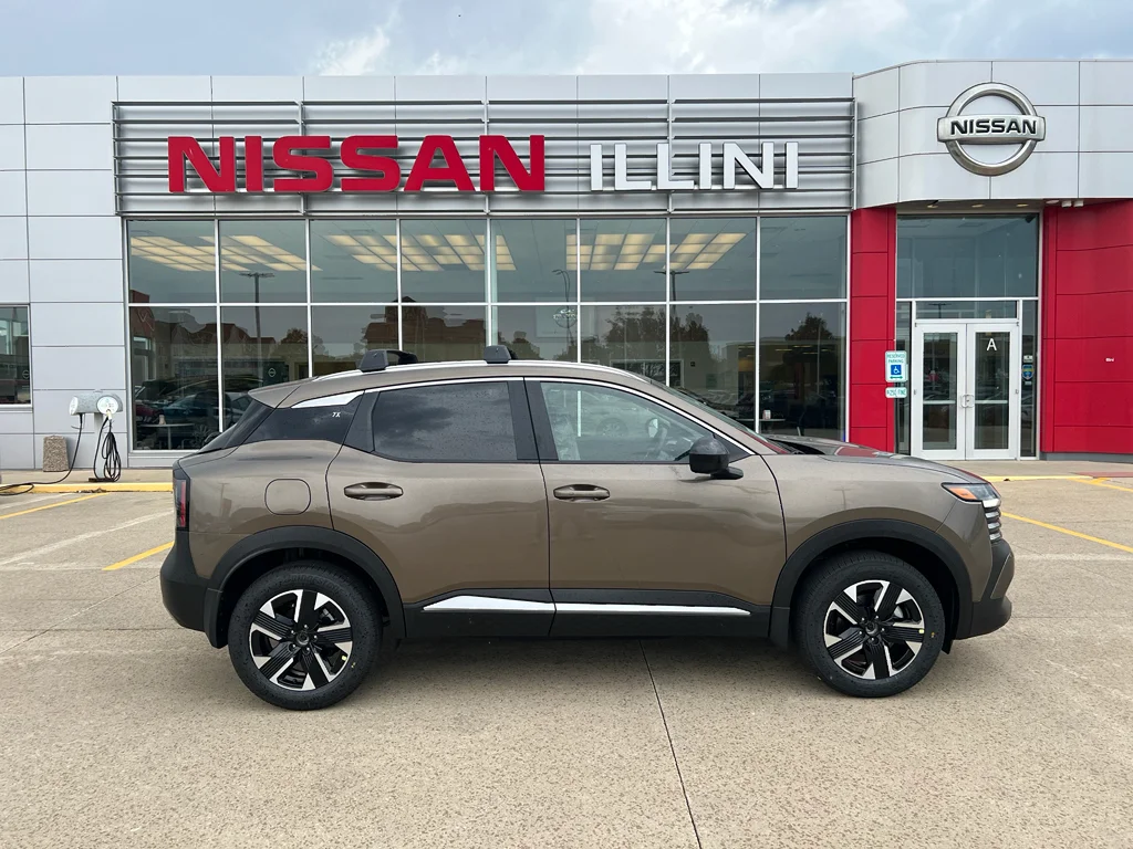 2026 Nissan Kicks 2.0 SV AWD's photo