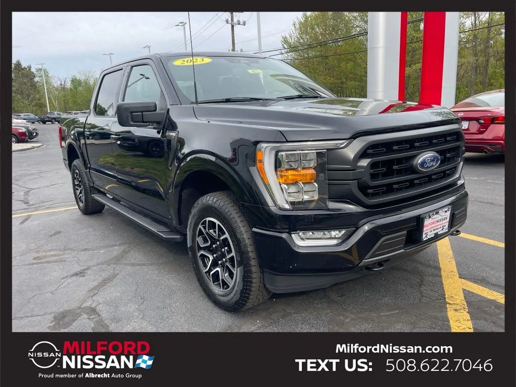 Used 2023 Black Ford XLT image 8