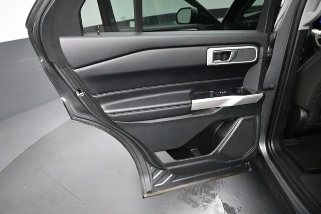 Used 2022 Gray Ford XLT image 23