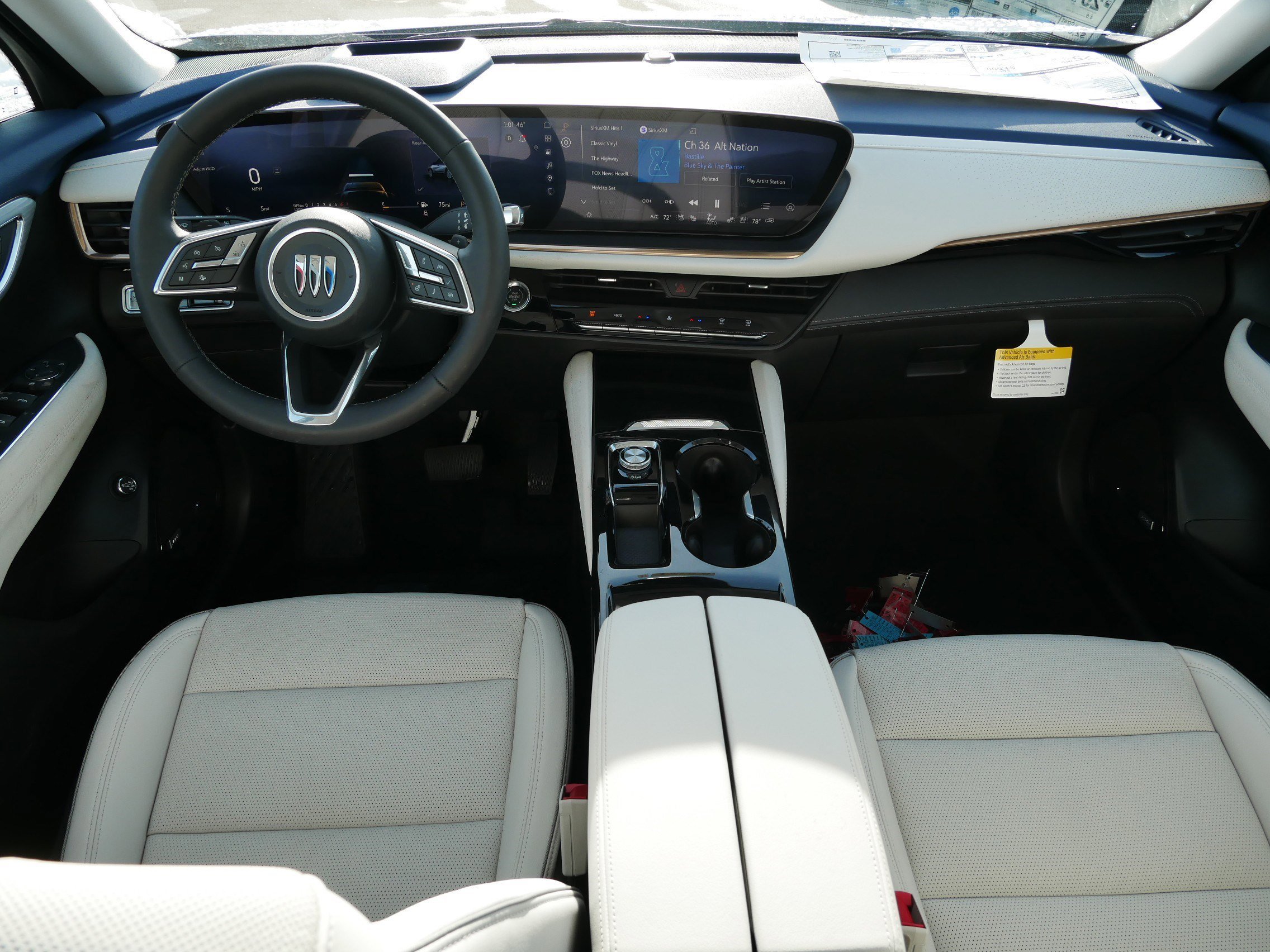 New 2026 Iridescent White Tricoat Buick Avenir image 6