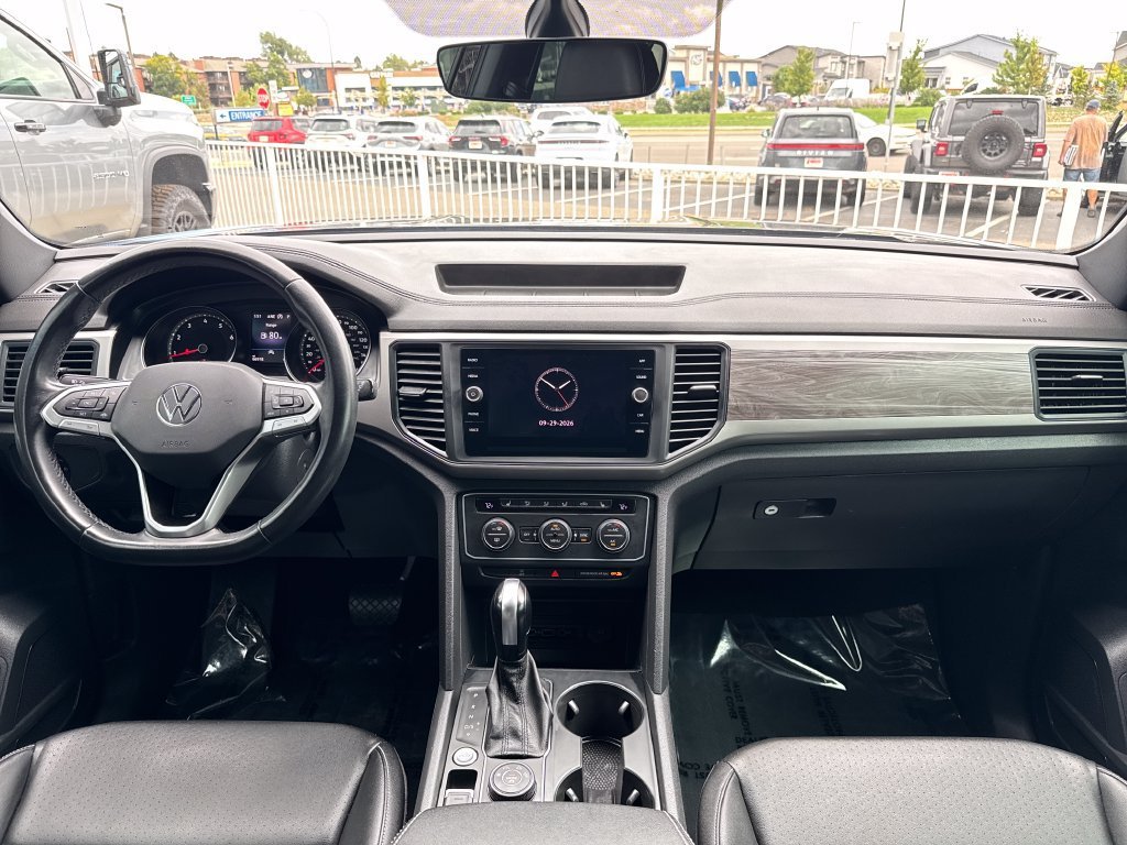 Used 2020 Black Volkswagen 2.0T SE image 12