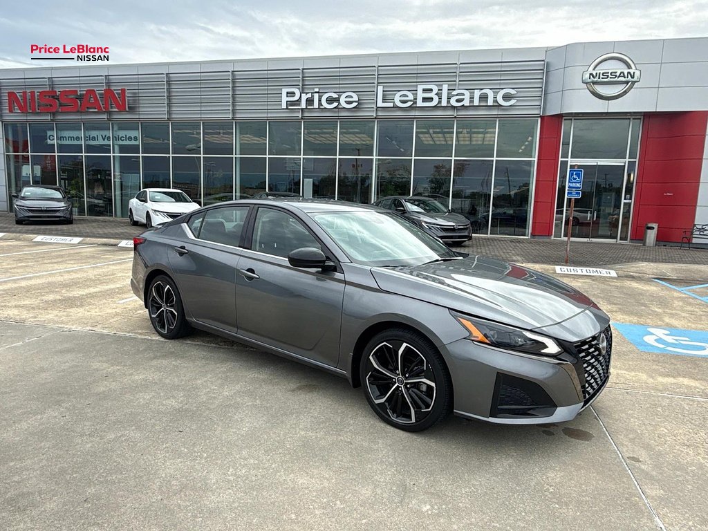 2023 Nissan Altima 2.5 SR
