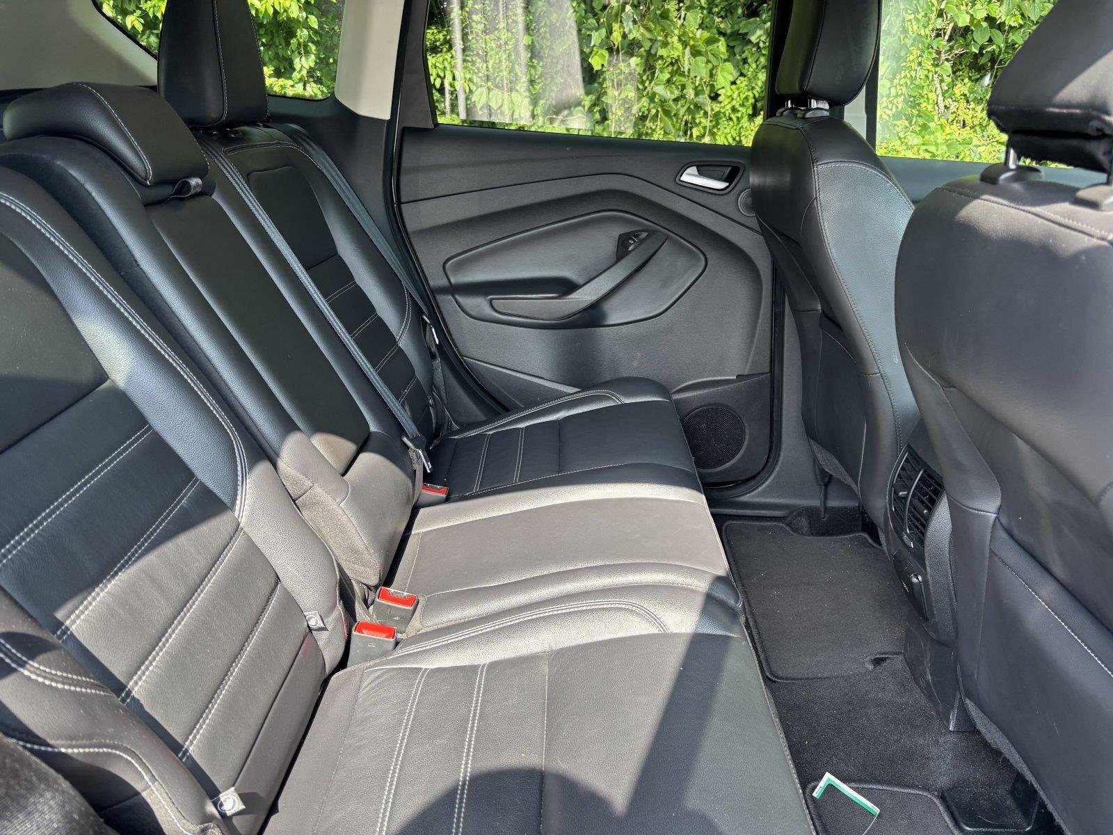 Used 2019 Magnetic Ford Titanium image 27