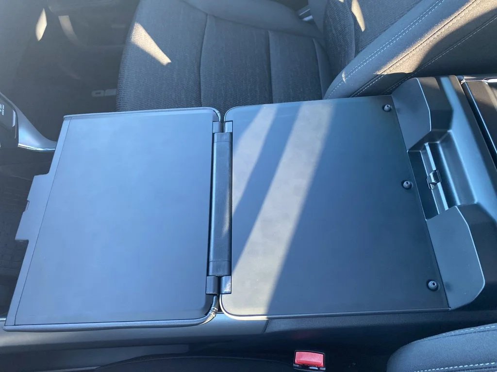 New 2026 Carbonized Gray Metallic Ford XLT image 33
