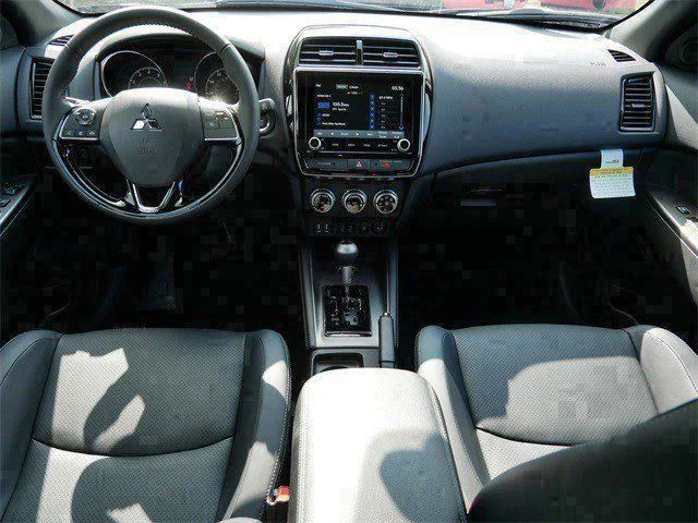 2025 Mitsubishi Outlander Sport SEL - Photo 7