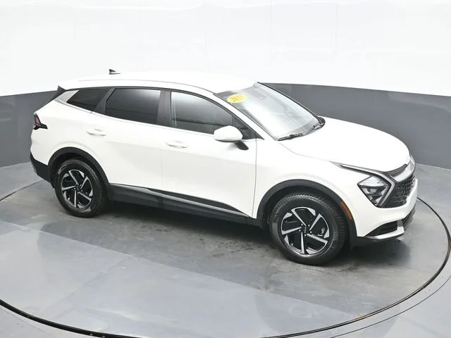 Used 2023 White Kia LX image 15