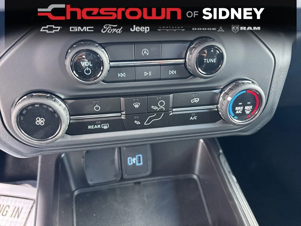 Used 2025 Gray Ford Base image 21