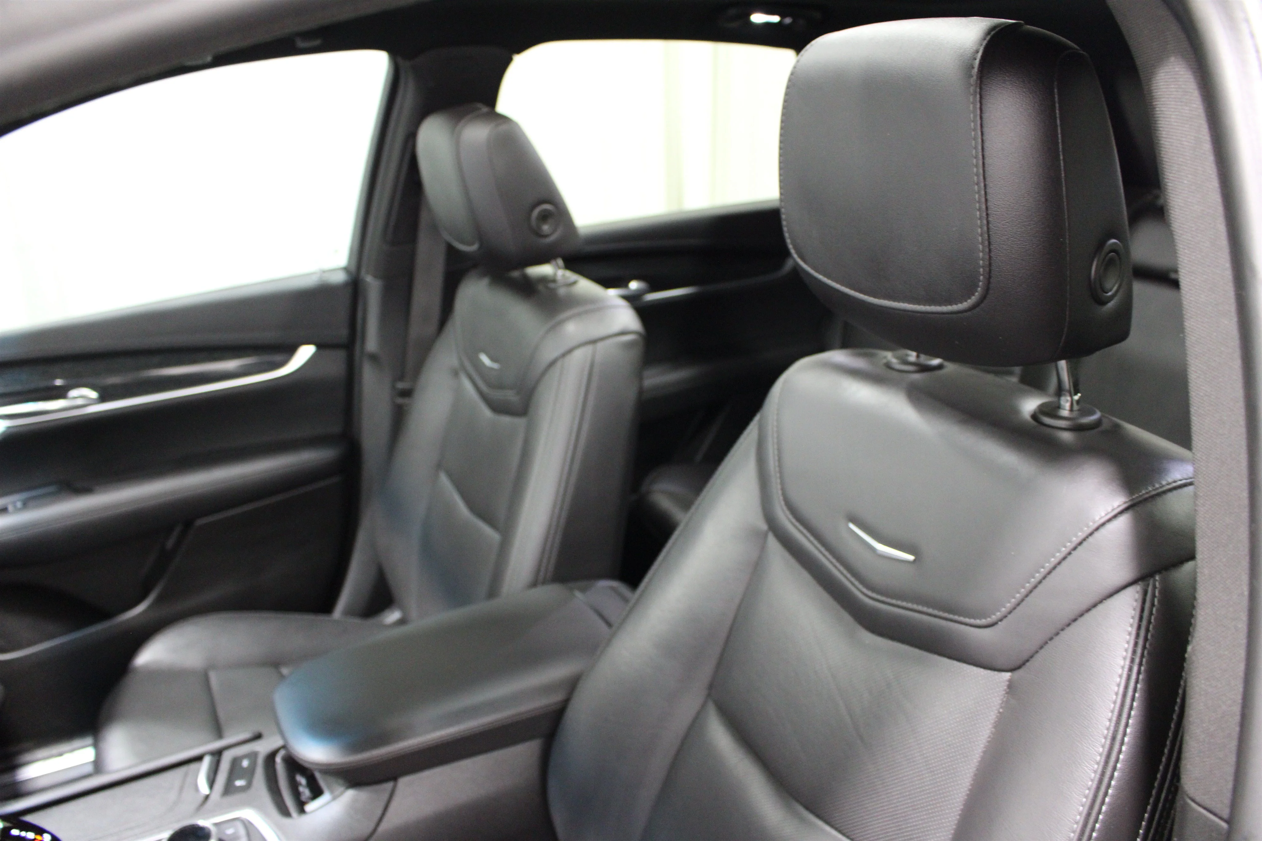 Used 2021 Stellar Black Metallic Cadillac AWD Premium Luxury image 4
