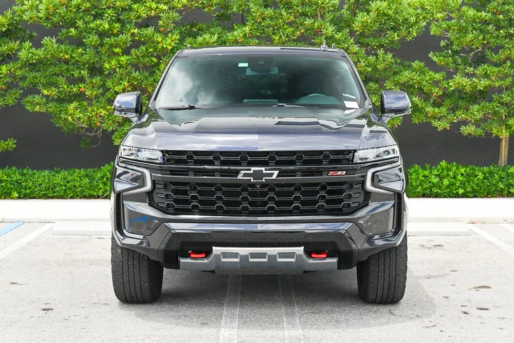 Used 2024 Gray Chevrolet Z71 image 2
