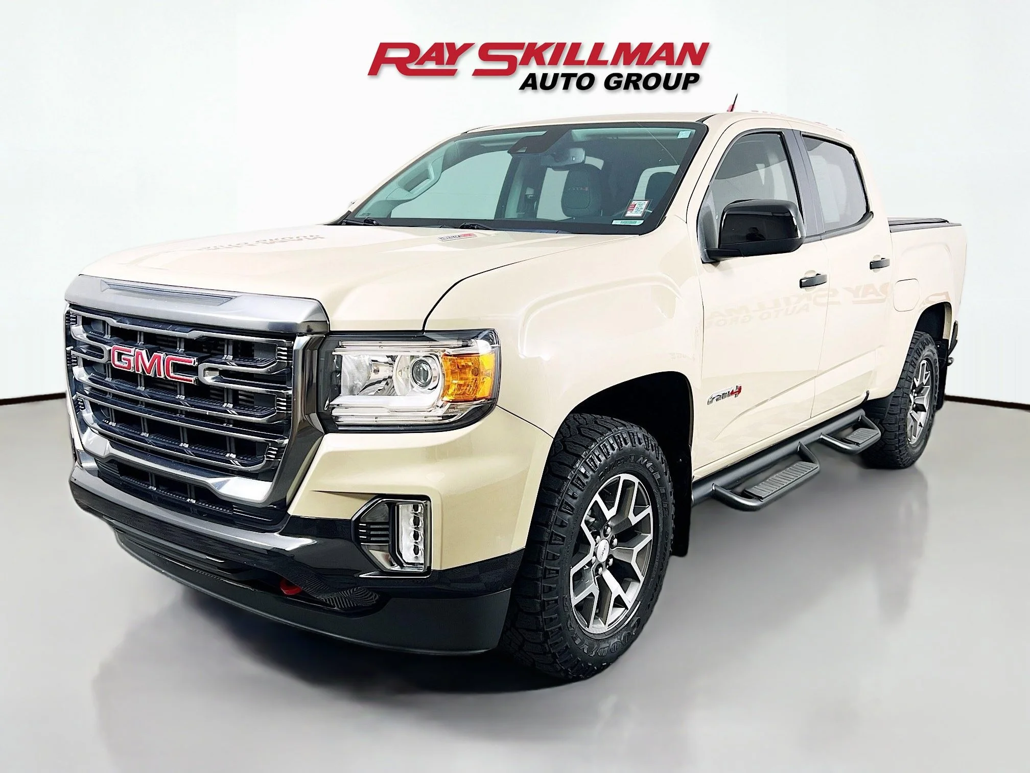 Used 2021 Desert Sand Metallic GMC 4WD AT4 W/CLOTH image 3