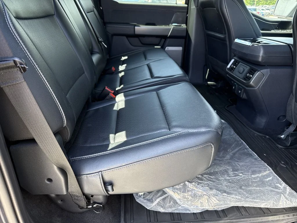 Used 2025 Blue Ford Lariat image 15