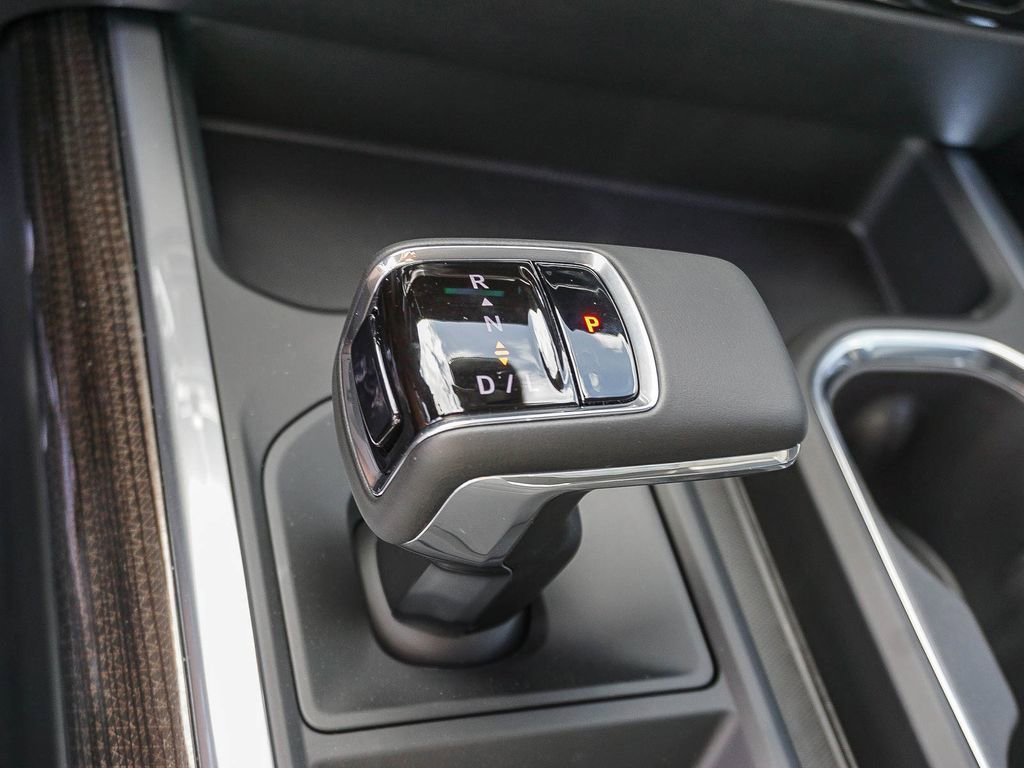 New 2026 Sterling Gray Metallic Chevrolet LT image 22