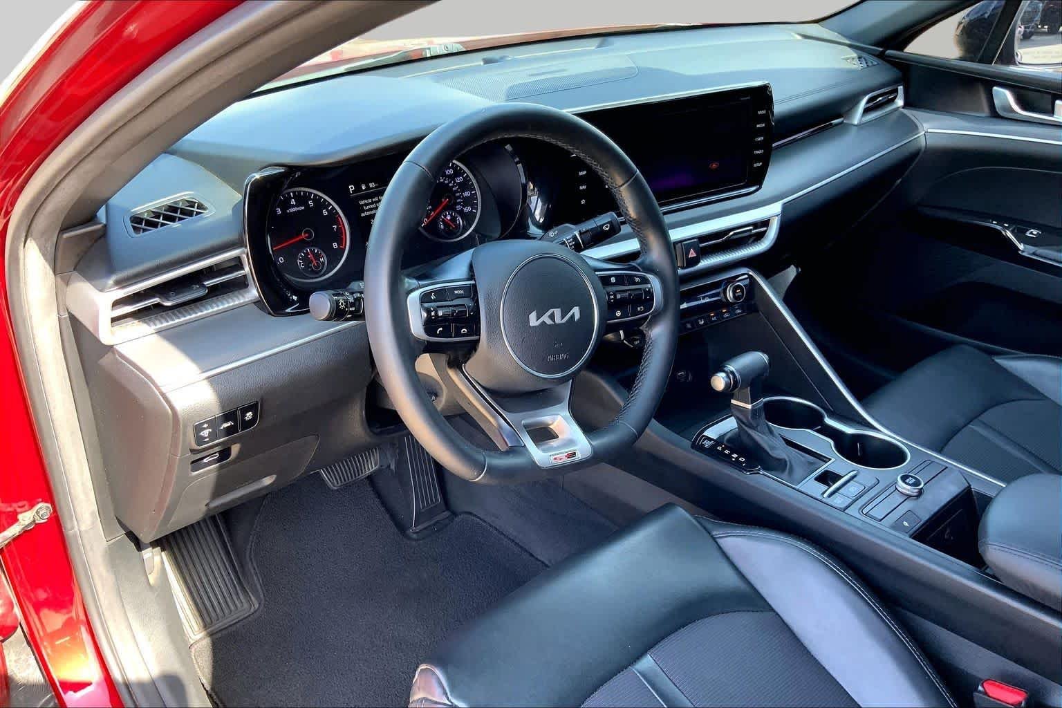 Used 2022 Passion Red Kia GT-Line image 17