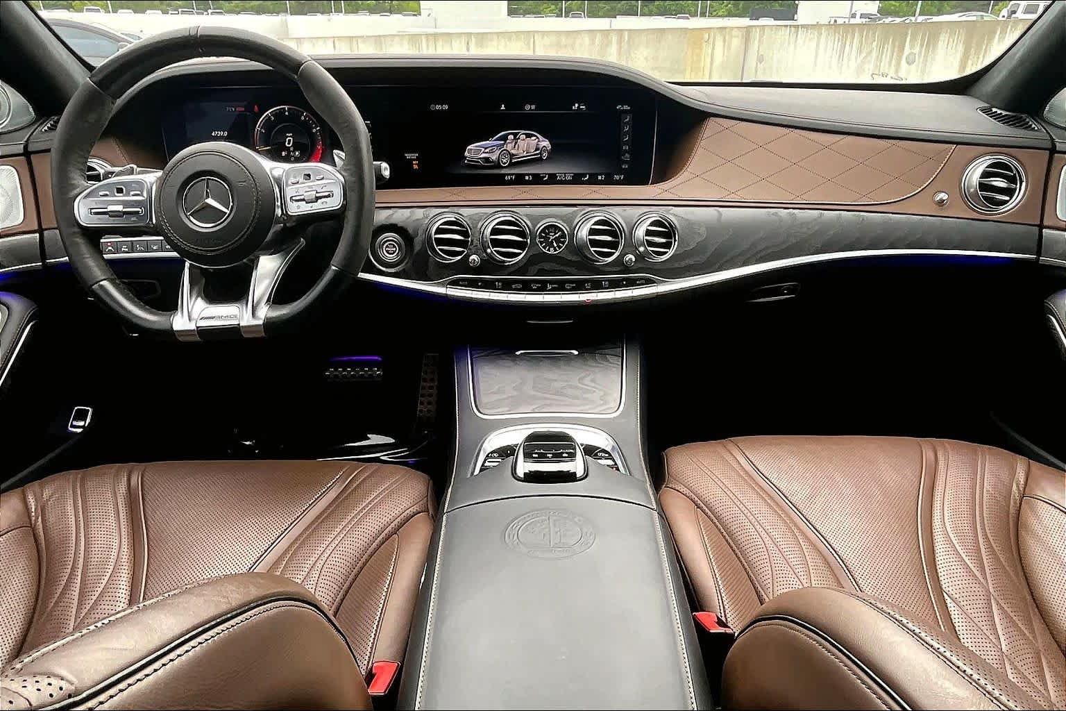 Used 2020 designo Diamond White Mercedes-Benz AMG® S 63 image 15