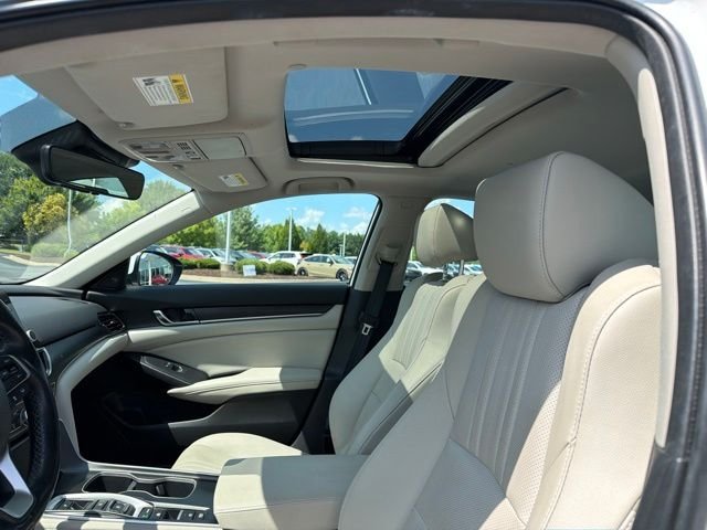 2020 Honda Accord Hybrid Touring - Photo 16