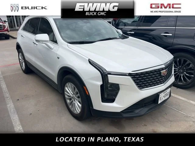 2024 Cadillac XT4 Luxury's photo
